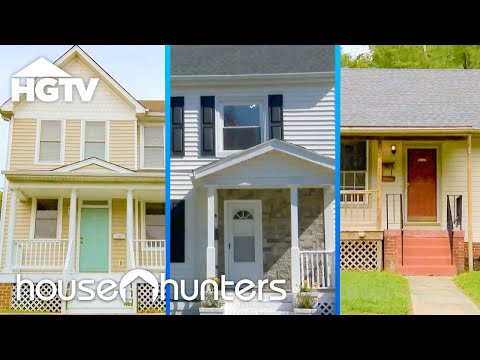 Old Holiday Traditions Move to a NEW Home! | House Hunters | HGTV