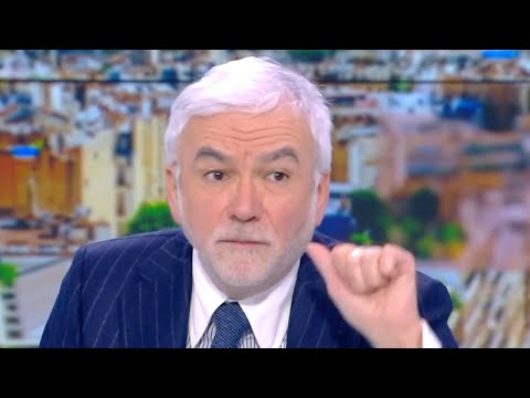 Pascal Praud sur Brigitte Macron : "Il y a une élégance quand elle s’exprime"