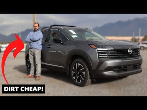 DIRT CHEAP and AWD! //2026 Nissan Kicks SV AWD//