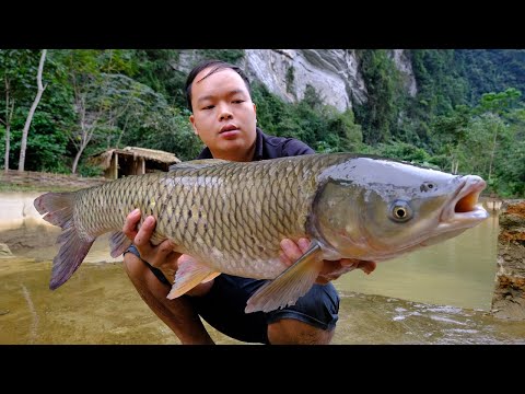 Primitive Skills: Catch the biggest fish in the pond