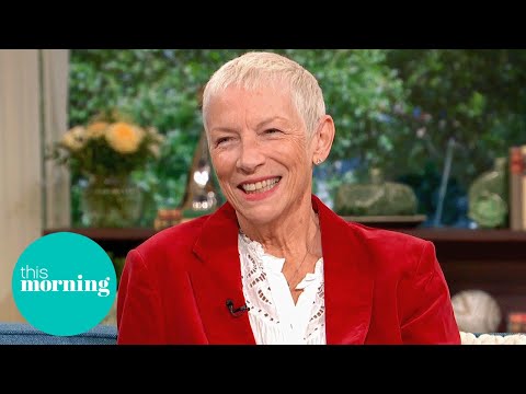 Annie Lennox: The Truth Behind Her Androgynous 80s Look | This Morning