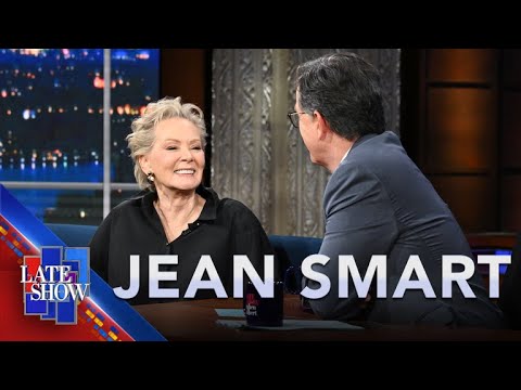 Jean Smart Really Should Proofread Her Text Messages