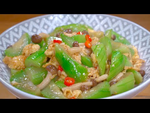 原来炒丝瓜不能先放油,分享一招,丝瓜不出水不发黑,营养好味道,爽滑#like #家常菜 #cooking #delicious