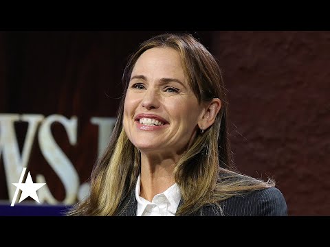 Jennifer Garner Talks Plastic Surgery & If She Does Botox