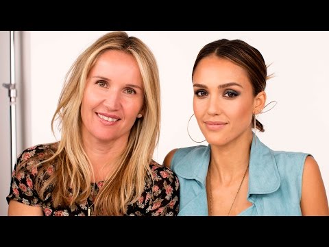 Navy Smoky Eyes with Jessica Alba | Monika Blunder