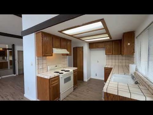 3701 Colonial Dr #196 Modesto CA 95356