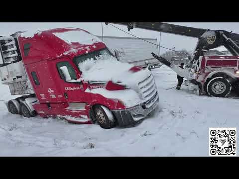 Brutal Midwest Snow: Jackknifed Semis, Spinning Cars & Dangerous Whiteouts on Busy Travel Weekend