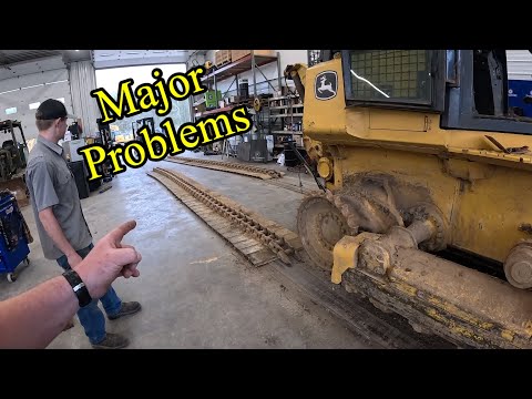 Weird undercarriage problems with dozer tracks I have never seen before