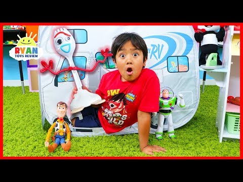 Toy Story 4 Toys Come to Life Pretend Play with Ryan!!!!