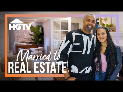 A Couple Wants a Home with Personality and a Backyard - Full Episode Recap | Married to Real Estate