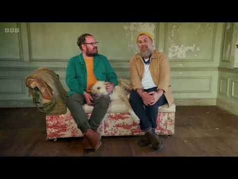 Banjo and Ro's Grand Island Hotel S01E01 Home