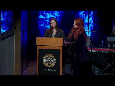 Ashley and Wynonna Judd at the Country Music Hall of Fame