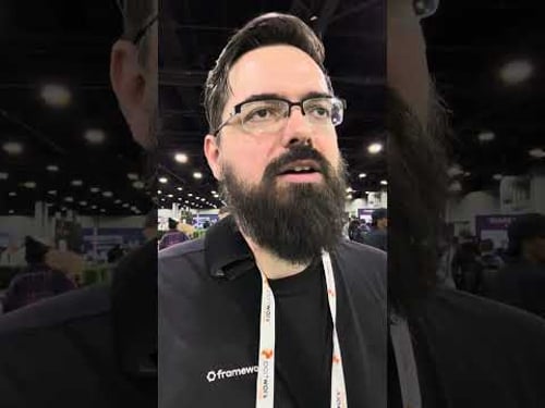 KubeCon for the First Time! How many people? It’s OVER 9,000!!!