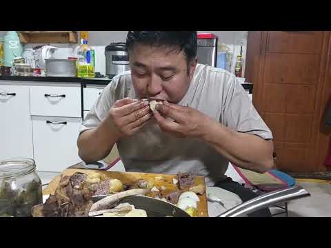 Махандаа.# Eat meat.