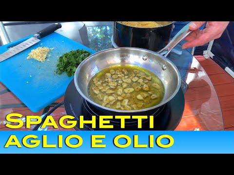 Spaghetti Aglio e Olio - Cooking Kosher #shorts