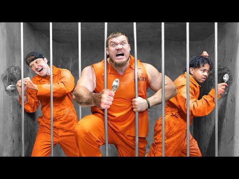 Race To Escape Prison Using Only A Spoon