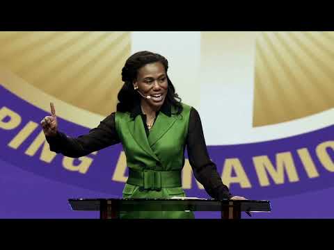Priscilla Shirer "I Am Who God Says I Am"