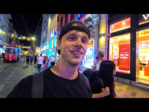 My First Time in ISTANBUL (Better than I Imagined!) 🇹🇷