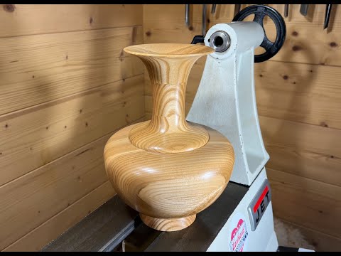 Vase Ashley I. || Woodturning