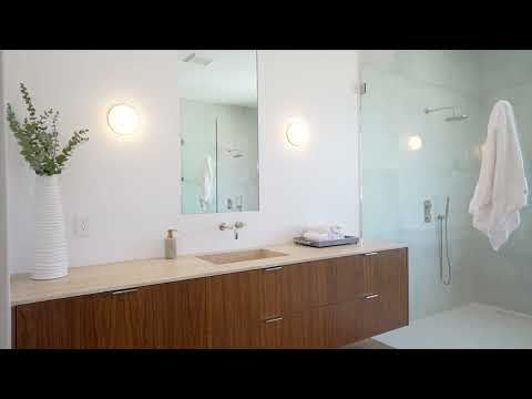 2484 LOUELLA | VENICE