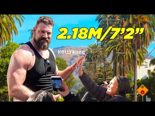 The Dutch Giant (2.18M/7'2") in Los Angeles