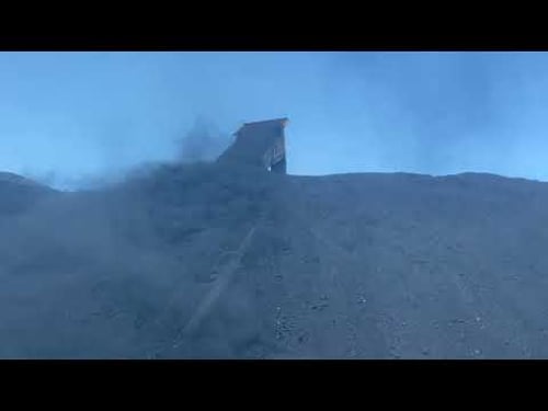 Massive Dump Trucks and Excavators in Action – Extreme Heavy Equipment at the Quarry!