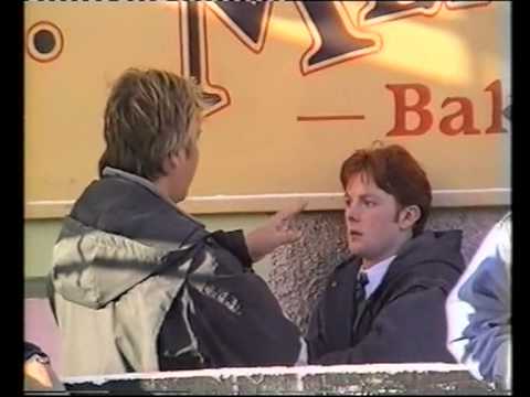 Acting masterclass- Alan Rickman shows how to eat a pie!