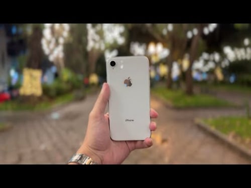 iPhone XR 2025 – Day in the Life Review (Still Worth It?)