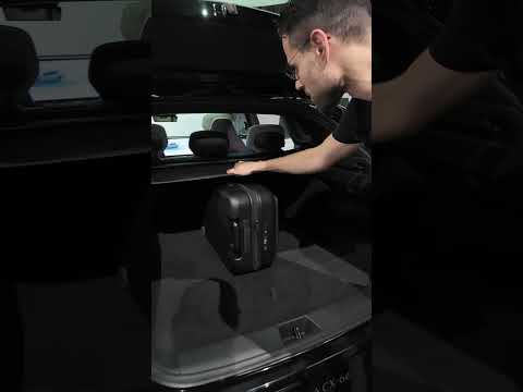 💡Trunk/boot of the Mazda CX-6e