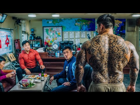 Мафия Не Догадывается, Что Этот Неудачник - Гангстер На Пенсии