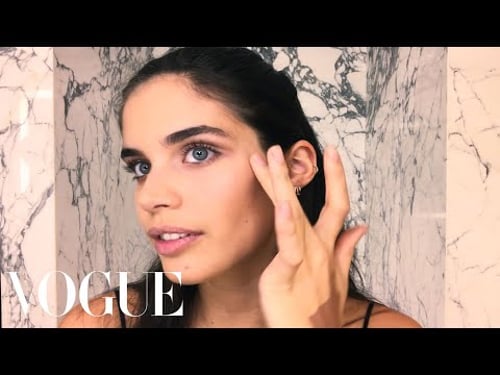 Superman's Sara Sampaio’s Easy Bombshell Makeup Look | Beauty Secrets | Vogue