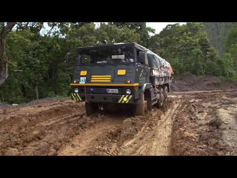 Philippines, the monsoon and people | The roads of the impossible