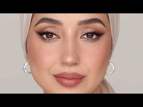 I DO MY SISTER'S MAKEUP! | Hindash