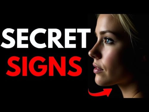 🔥 7 Signs She’s Sexually Attracted to You (And How to Make Her Obsessed) | Female Psychology
