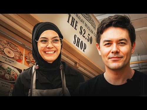 Singaporean Hawker Serves $2.50 Meals to Help Her Community