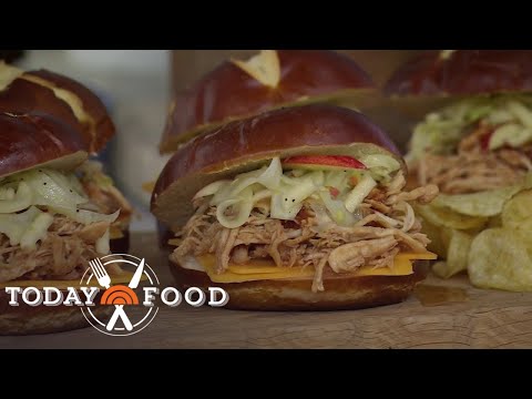 Apple Cider Chicken Sandwiches: Get the Slow-Cooked Recipe!
