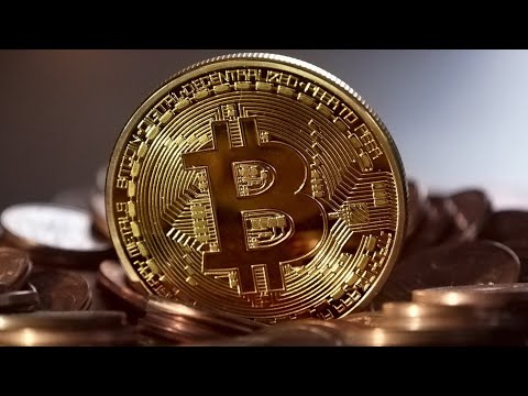 ‘Snowballing’: Bitcoin plummets amid crypto sell-off