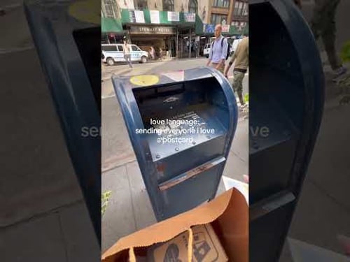 my favourite kind of romantic gesture ๐ #trending #couple #postcard