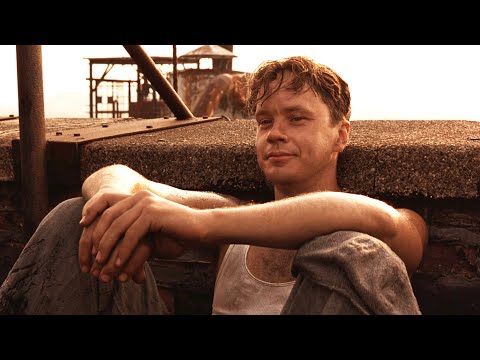 评分9.7的影史第一,既给了无数人希望,也让众人找到了救赎之道,315万人打出9.7高分,23分钟看完1994年影视第一高分治愈电影《肖申克的救赎》