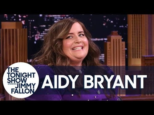 Aidy Bryant Explains the Wardrobe Mishap That Made Her Break Character on SNL