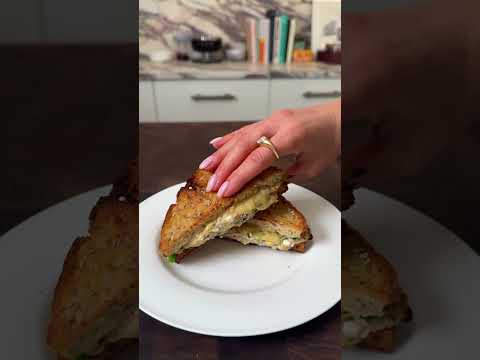 WHAT I EAT IN A DAY AS A NUTRITIONIST | whole foods focused no restrictions #whatieatinaday