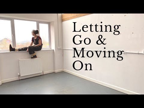 SAYING GOODBYE - Moving out of my Art Studio, coping with big changes & learning to let go.