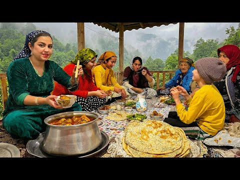 Village Life in Northern Iran | Cooking Traditional Chicken Stew & Baking Tandoor Bread πππ₯