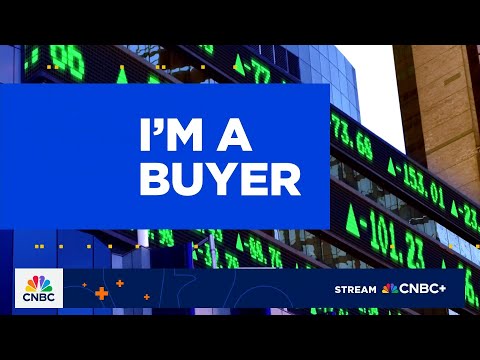 Trade Tracker: Stephanie Link buys Uber and sells Home Depot