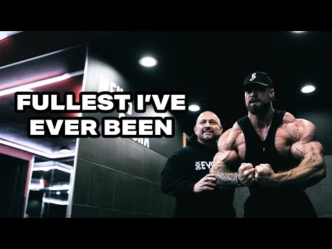 CHEST DAY POSING W. HANY RAMBOD & HADI CHOOPAN