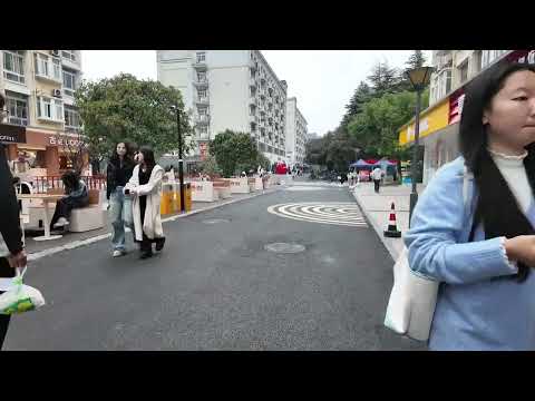 杭州行!參觀高雄少女大陸念書的校園,關心台灣女生的異鄉生活。