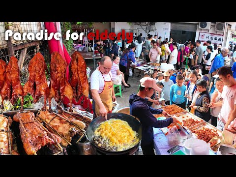 China's traditional markets: a paradise for the elderly and a forbidden zone for young people.