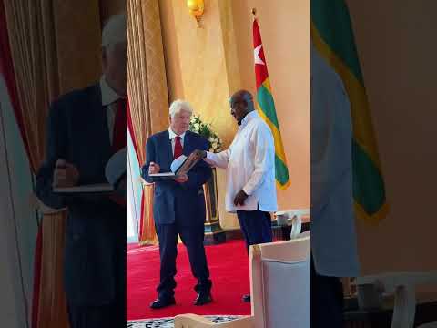 President Museveni πΊπ¬π€π¬π§ Mr Stanley Johnson, father of former UK Prime Minister Boris Johnson