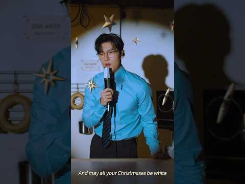 Office Alone, White Christmas🎅🎄