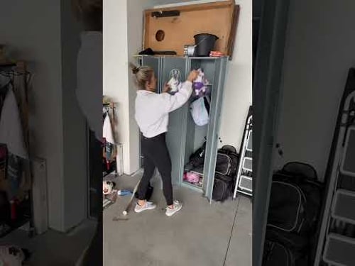 Putting off cleaning your house?Tackle just a few spots! #cleaningmotivation